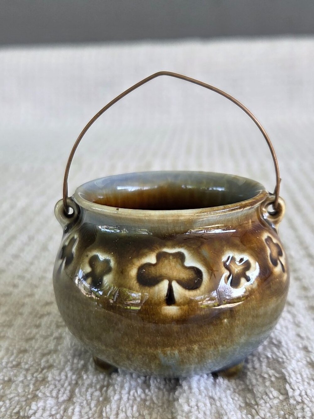 Irish Wade Porcelain Miniature Cauldron Pot Rustic Green Blue Shamrocks Vintage